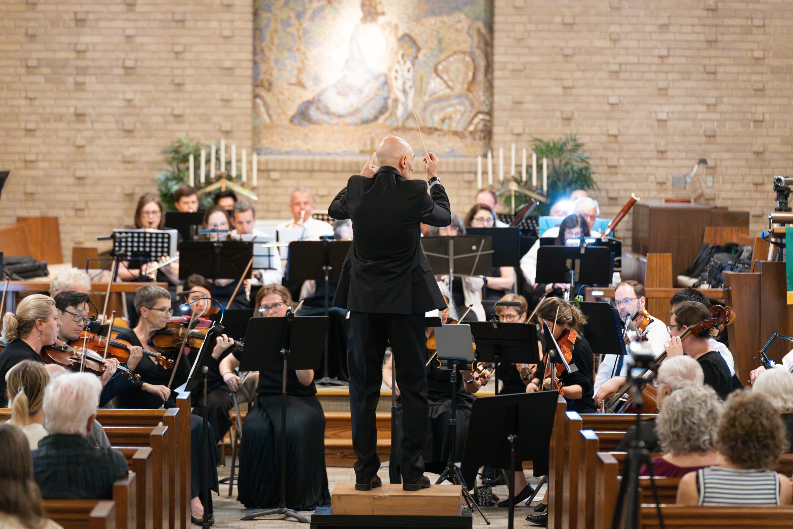 Washington Conservatory faculty musicians performing in concert